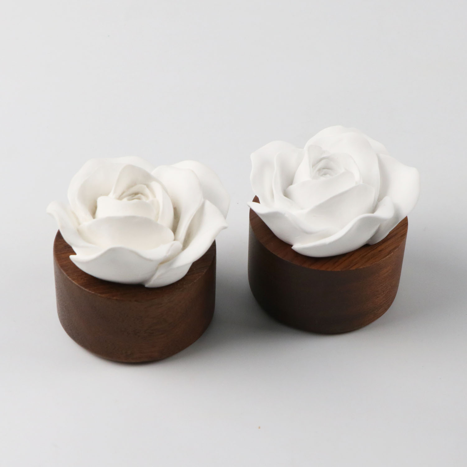 Wood base aroma ceramic flower diffuser for car decoration(图2)