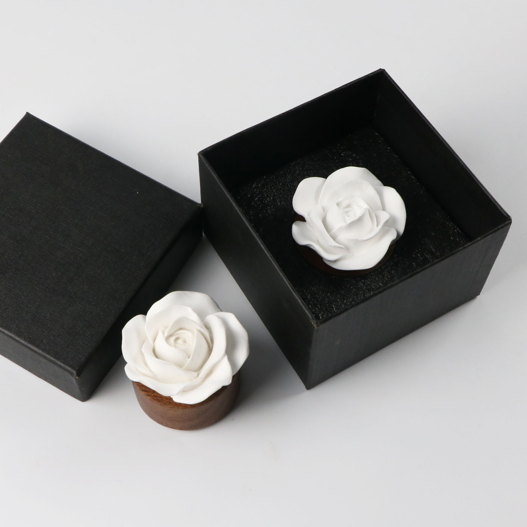 Wood base aroma ceramic flower diffuser for car decoration(图3)